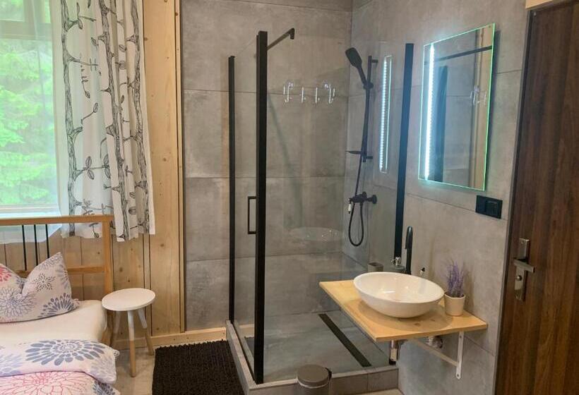 بنسيون Penzión Astoria