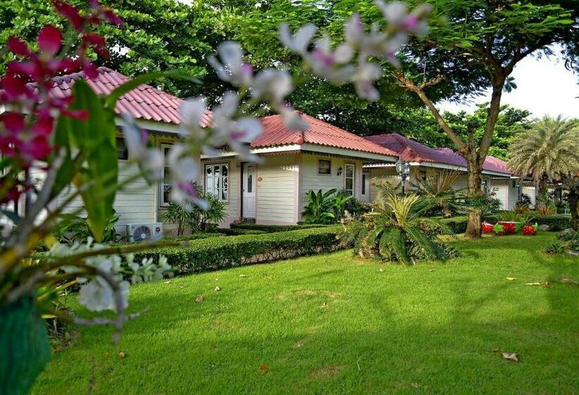 The Iris Resort