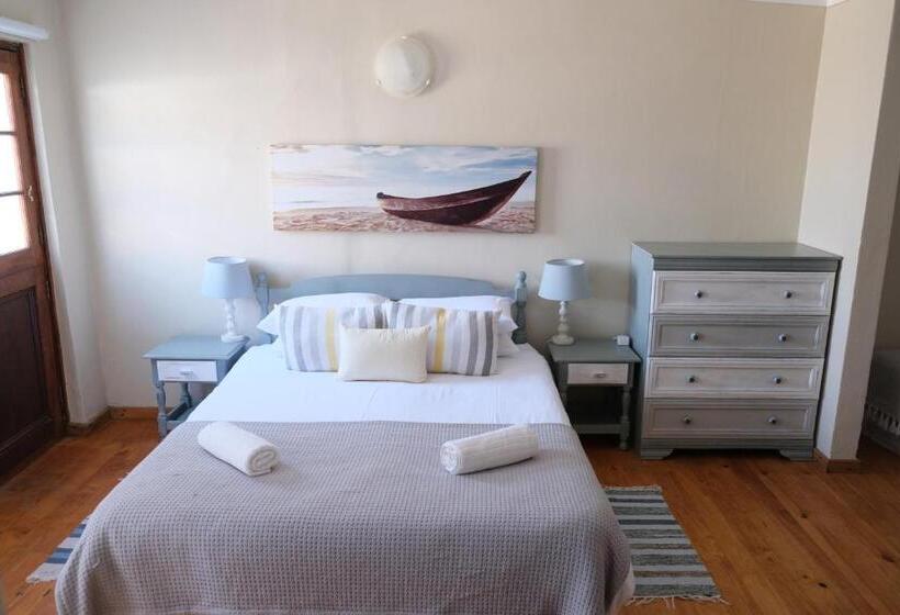 צימר Amber Light Wilderness Beach Cottage