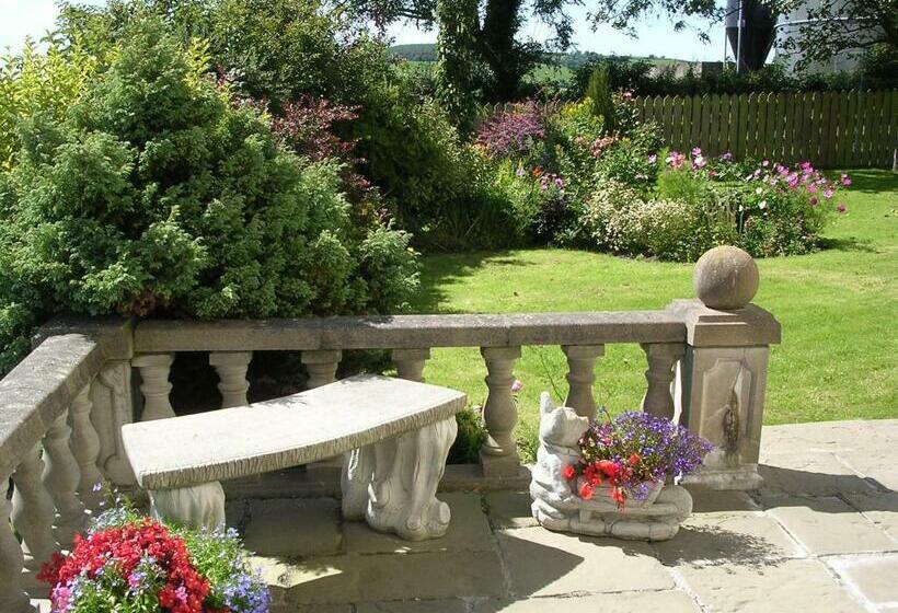 مبيت وإفطار Glascoed Farmhouse