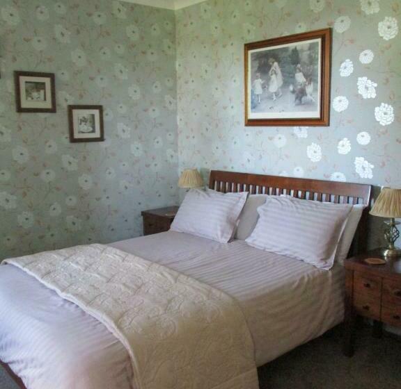 Brookshill House B & B