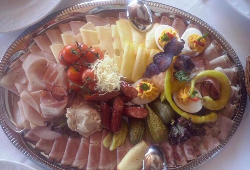 Отель Tieschnhof