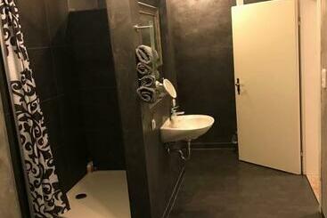 پانسیون Suite Edin