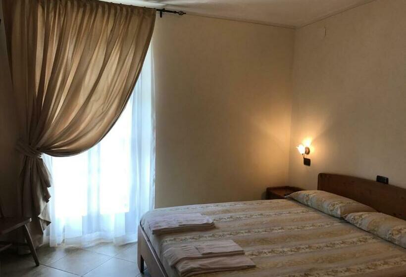 فندق صغير Locanda La Posta Nöa   B&b