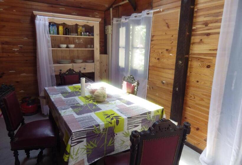 مبيت وإفطار Chez Gus