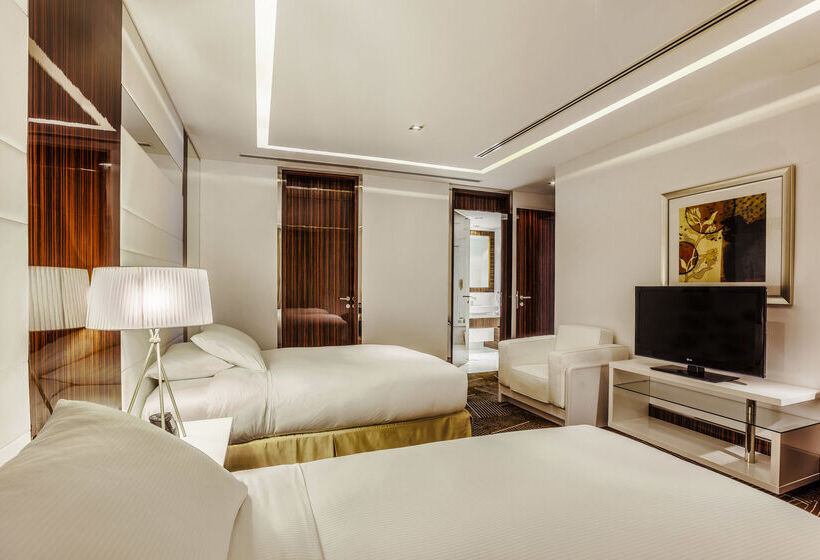 Hilton Dubai The Walk