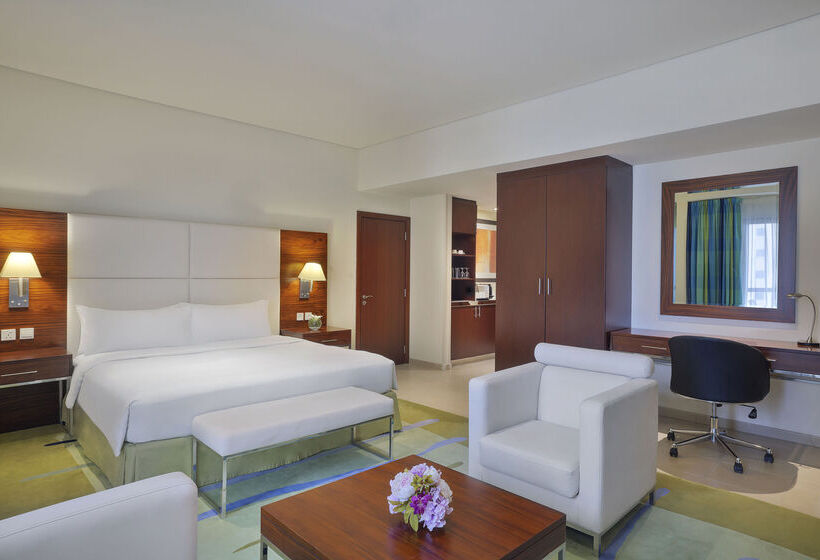 Hilton Dubai The Walk