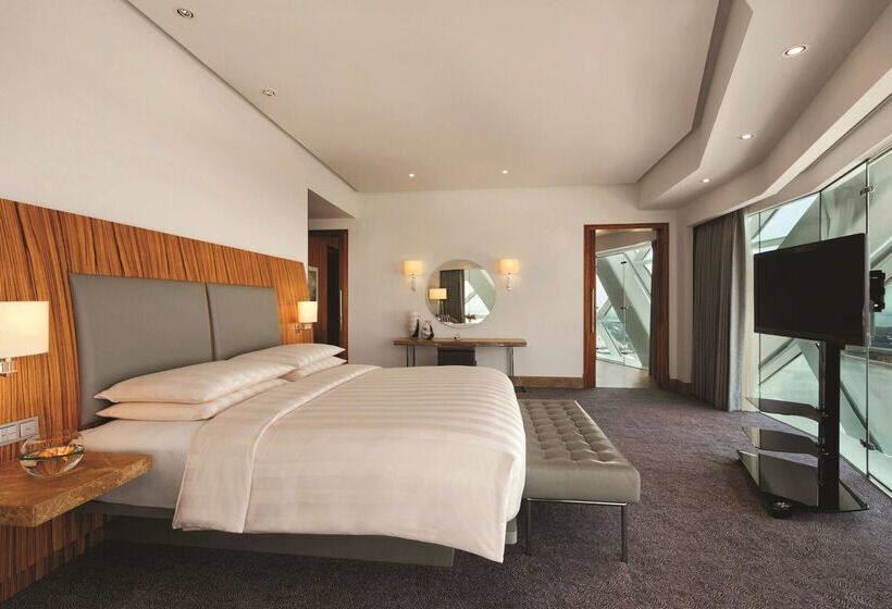 هتل Andaz Capital Gate Abu Dhabi, By Hyatt
