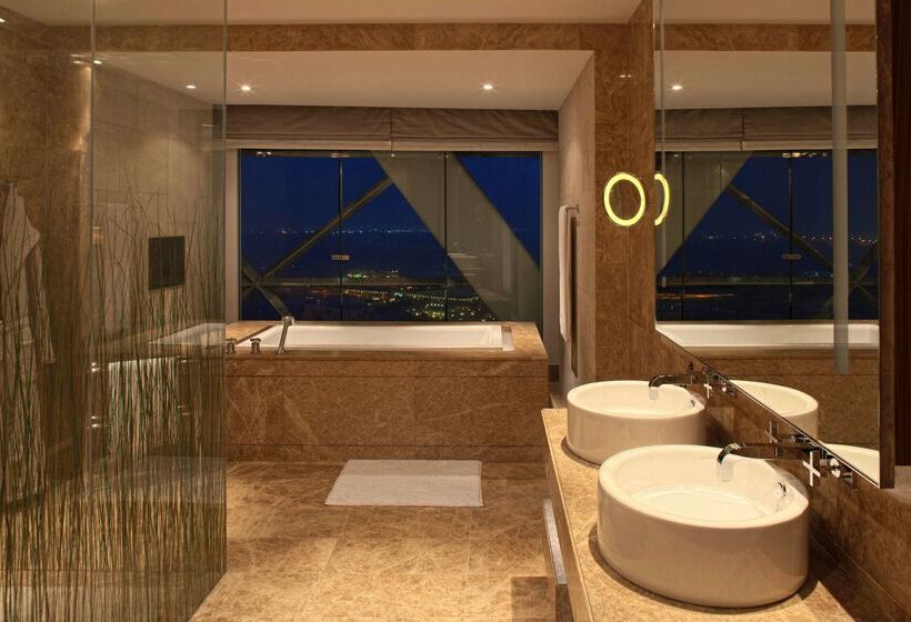 هتل Andaz Capital Gate Abu Dhabi, By Hyatt