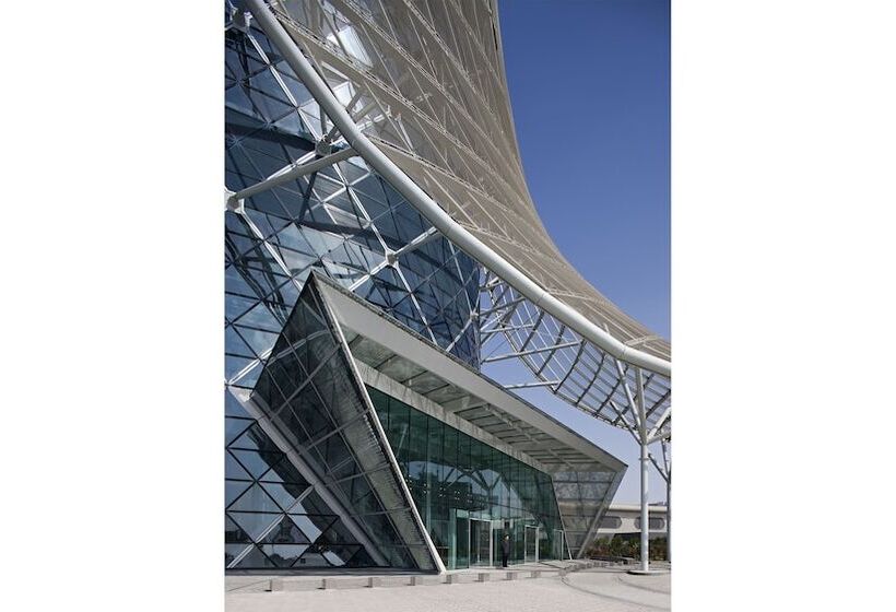 هتل Andaz Capital Gate Abu Dhabi, By Hyatt