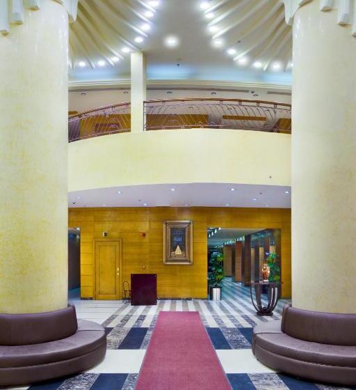 هتل Bab Al Multazam Concorde