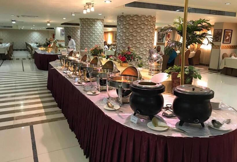 هتل Bab Al Multazam Concorde