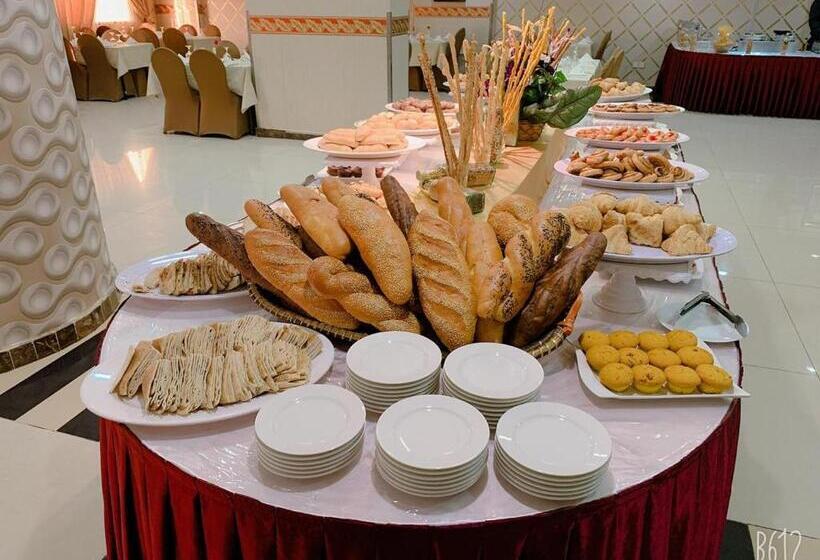 هتل Bab Al Multazam Concorde