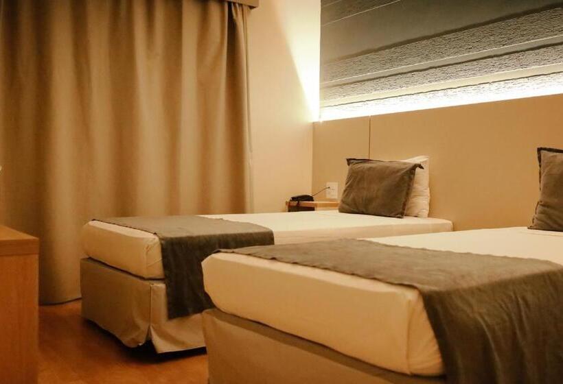 هتل Carlton Plaza Baoba