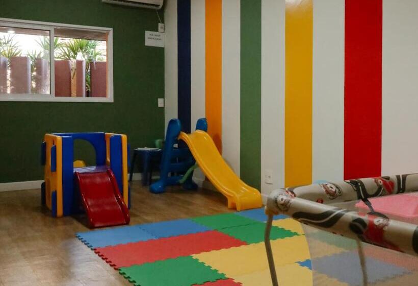 هتل Carlton Plaza Baoba