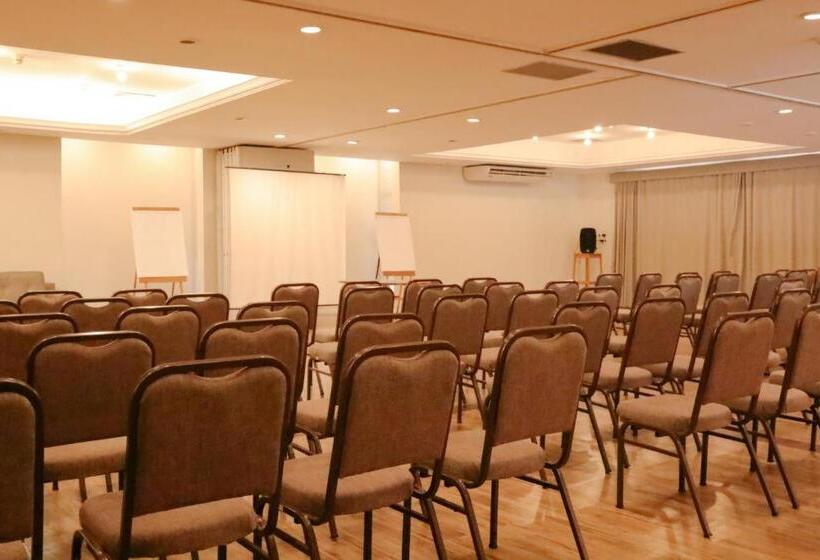 هتل Carlton Plaza Baoba