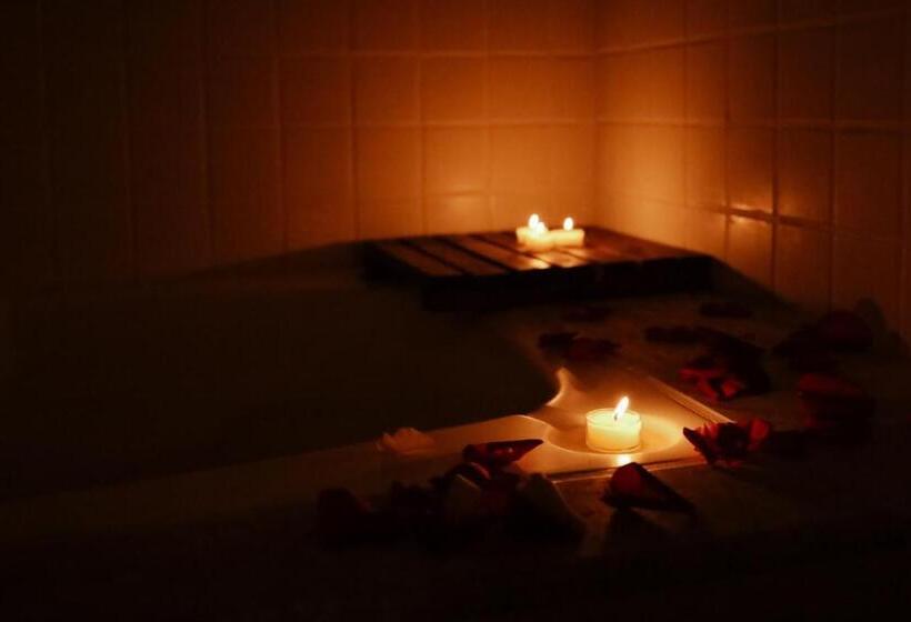 هتل Carlton Plaza Baoba