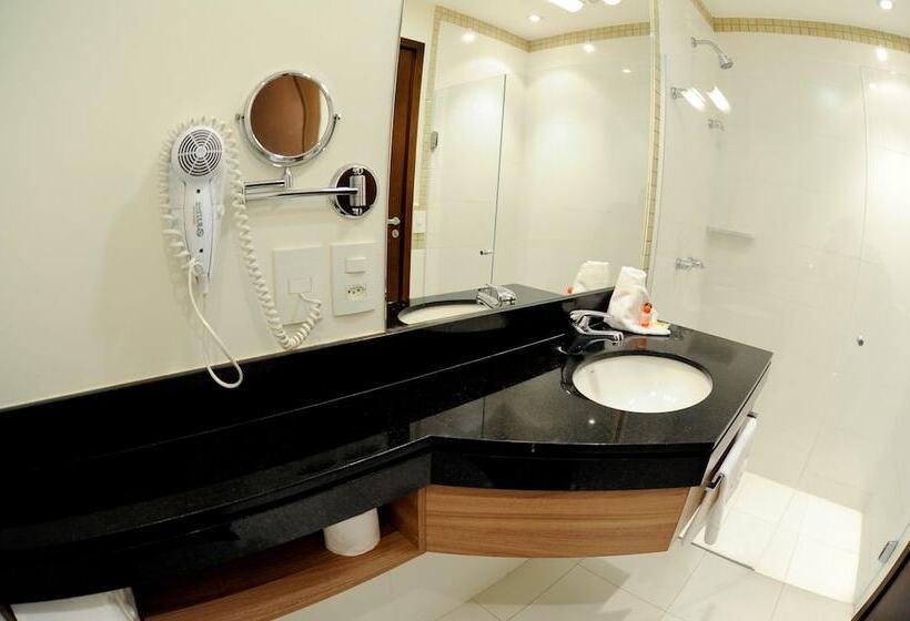 هتل Faria Lima Flat Service