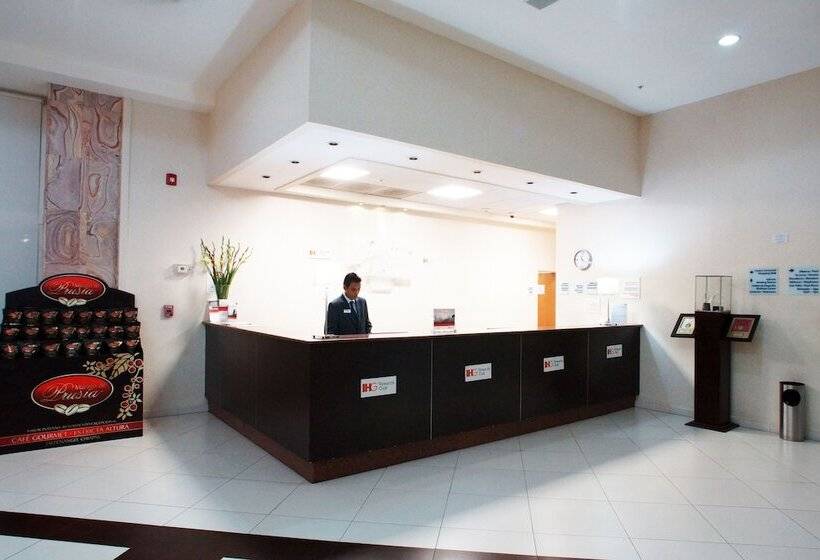 هتل Holiday Inn Express Tapachula, An Ihg
