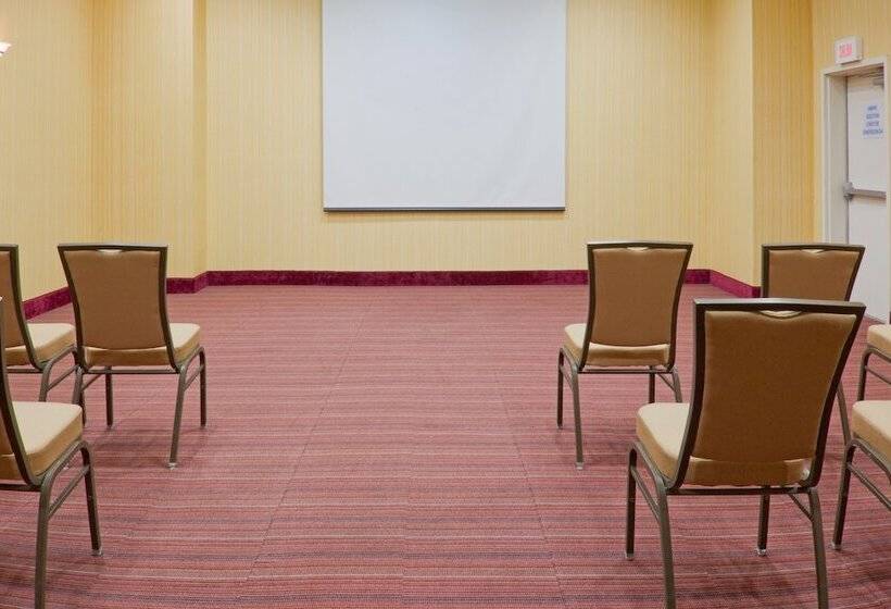هتل Holiday Inn Express Tapachula, An Ihg