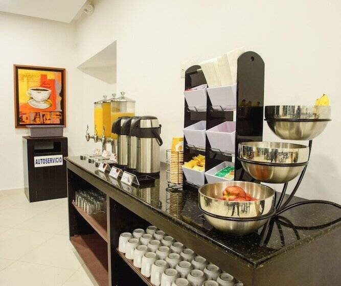 هتل Holiday Inn Express Tapachula, An Ihg