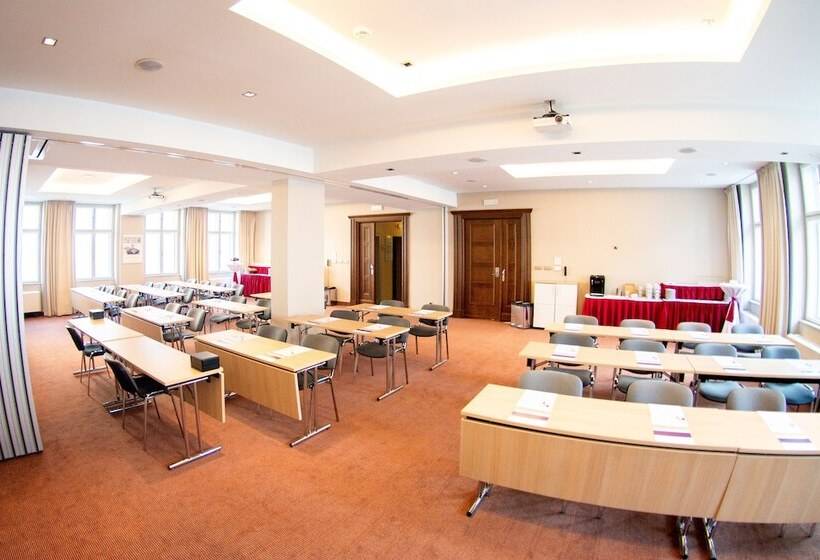 هتل Mercure Ostrava Center