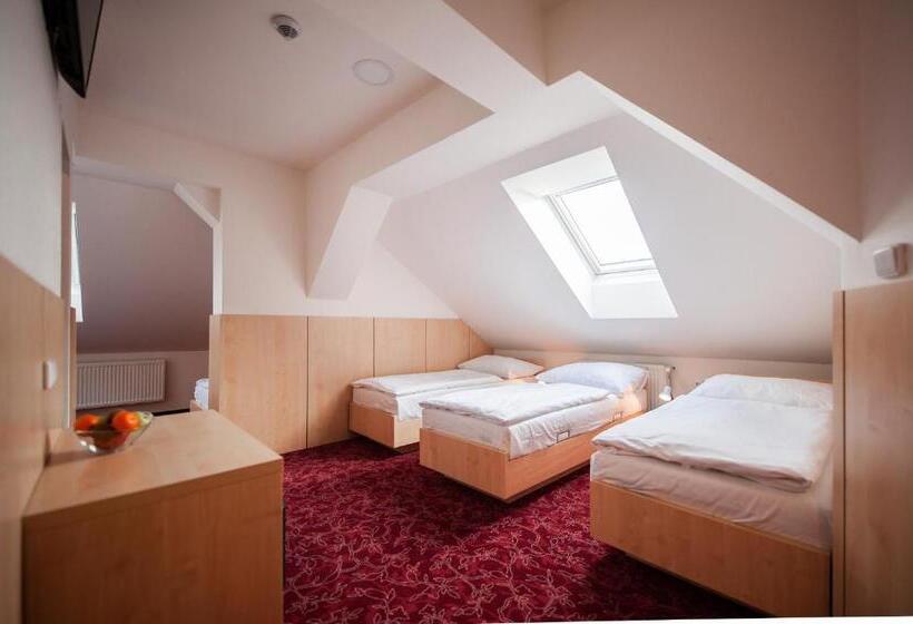 Fotos del hotel Pivovar:  9