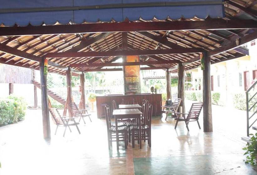 هتل Refugio