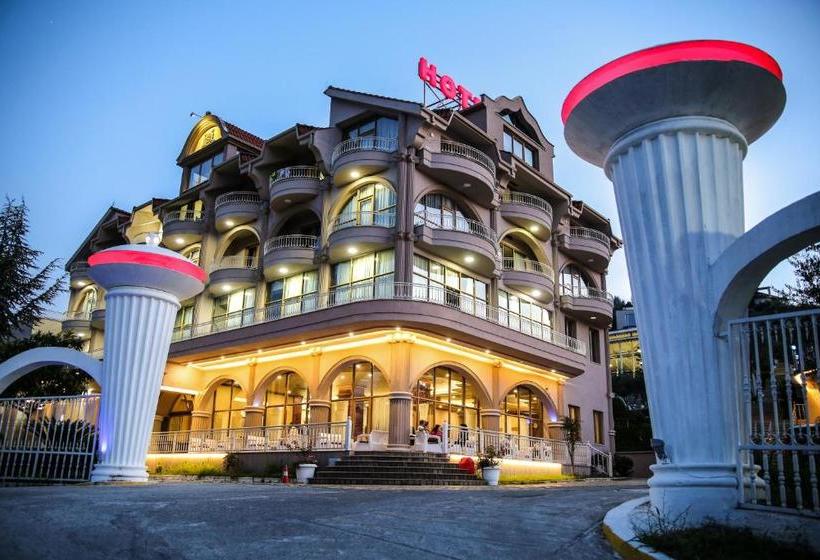 هتل Resort Eklips