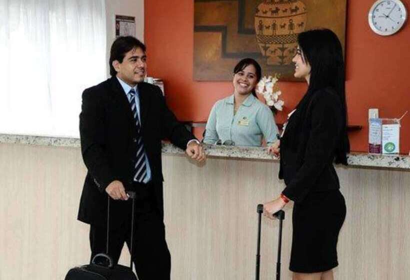 هتل Sleep Inn Manaus