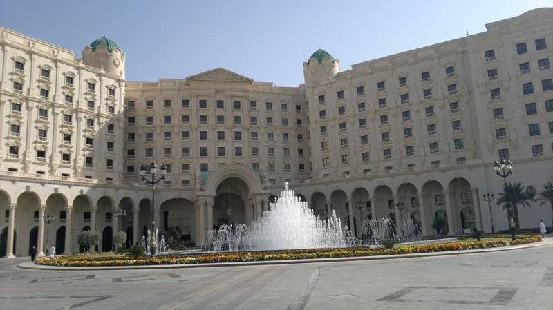 Отель The Ritzcarlton, Riyadh