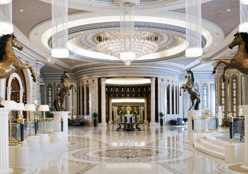 Отель The Ritzcarlton, Riyadh