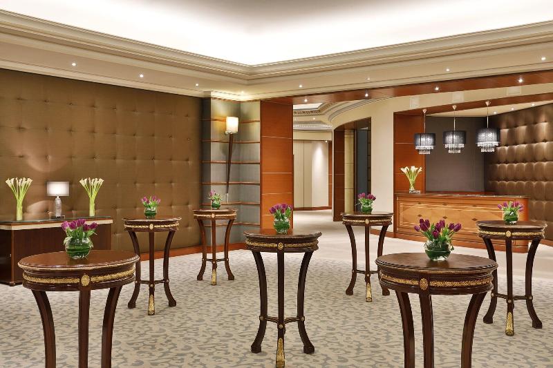 هتل The Ritzcarlton, Riyadh