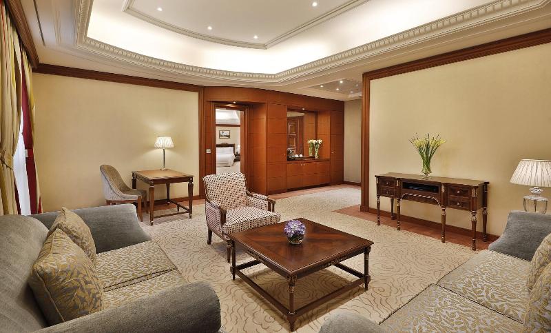هتل The Ritzcarlton, Riyadh