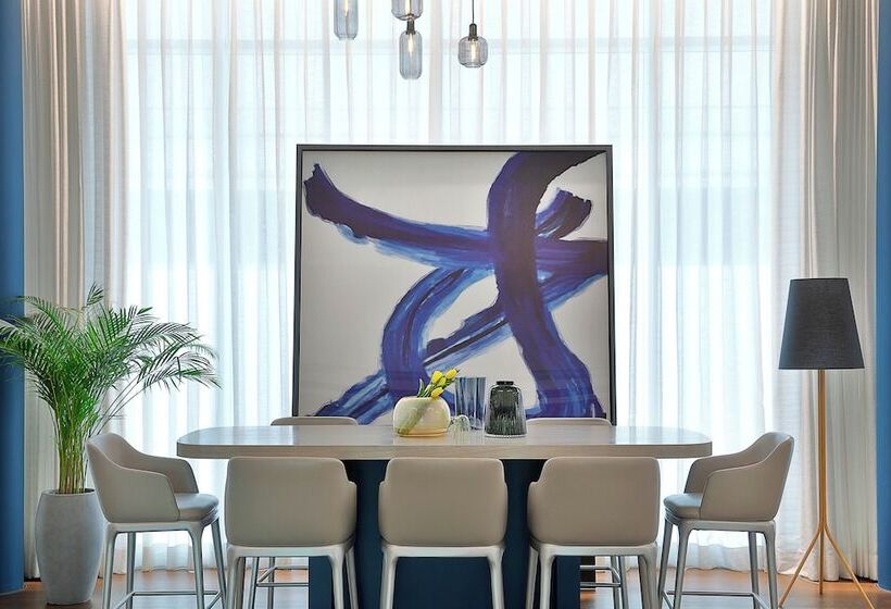 Fotos del hotel Voco:  22