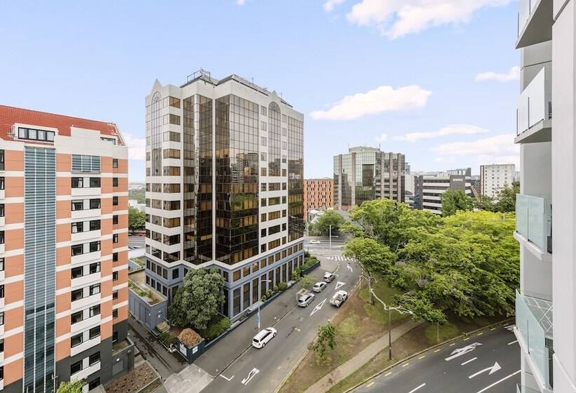 Tetra Serviced Apartments By Castle