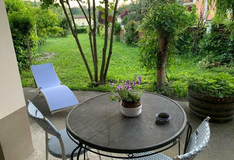 Bed and Breakfast Alla Corte Dei Caretto