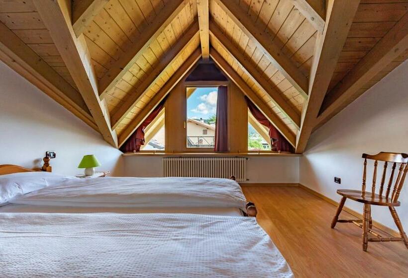 هتل Agritur Cristina