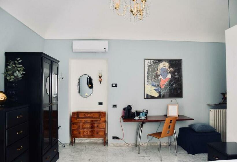 تختخواب و صبحانه Casa Cristina