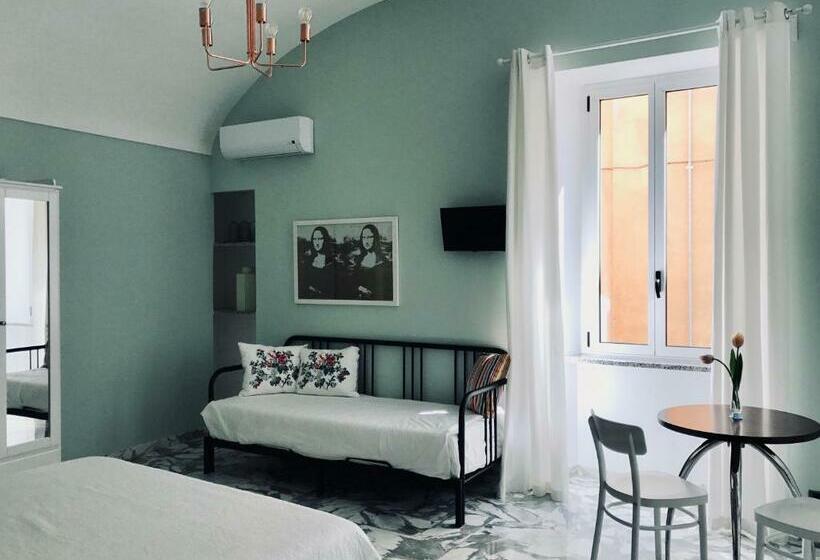 تختخواب و صبحانه Casa Cristina