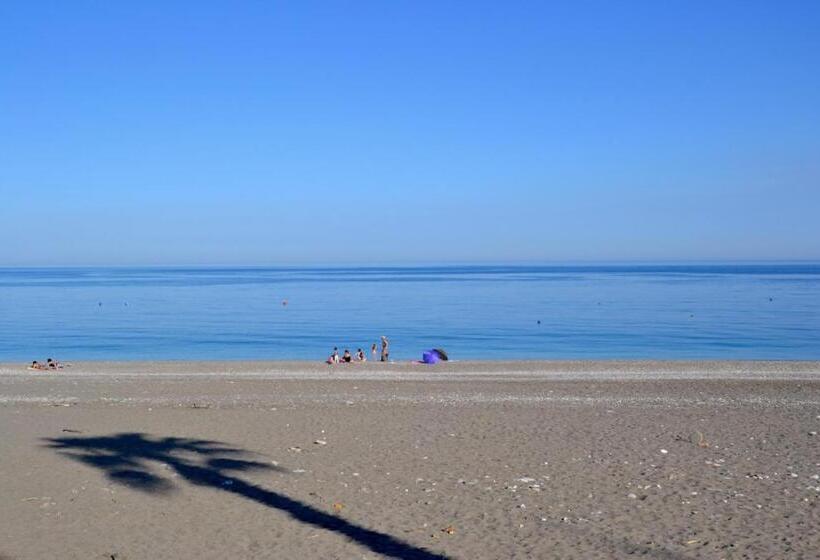 تختخواب و صبحانه I Tesori Del Mare