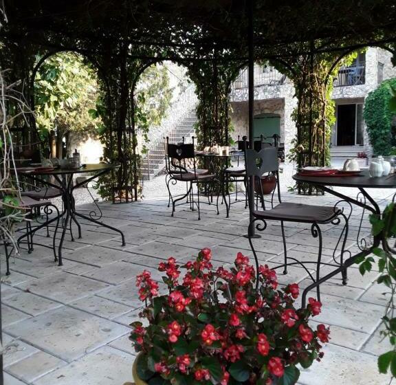 Bed and Breakfast Mas De L Ile