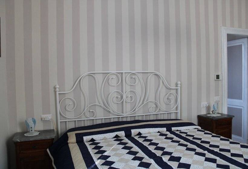 تختخواب و صبحانه Villa Laura