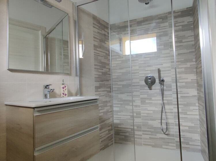 تختخواب و صبحانه Villa Laura