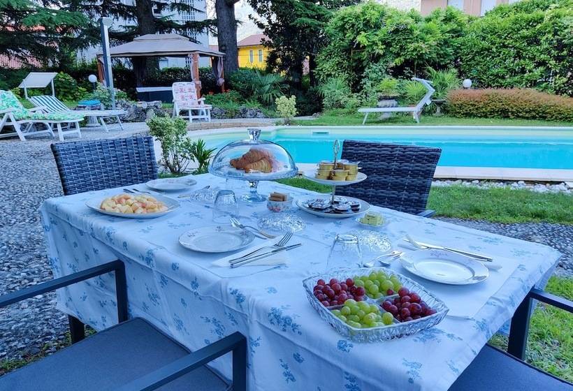 تختخواب و صبحانه Villa Laura