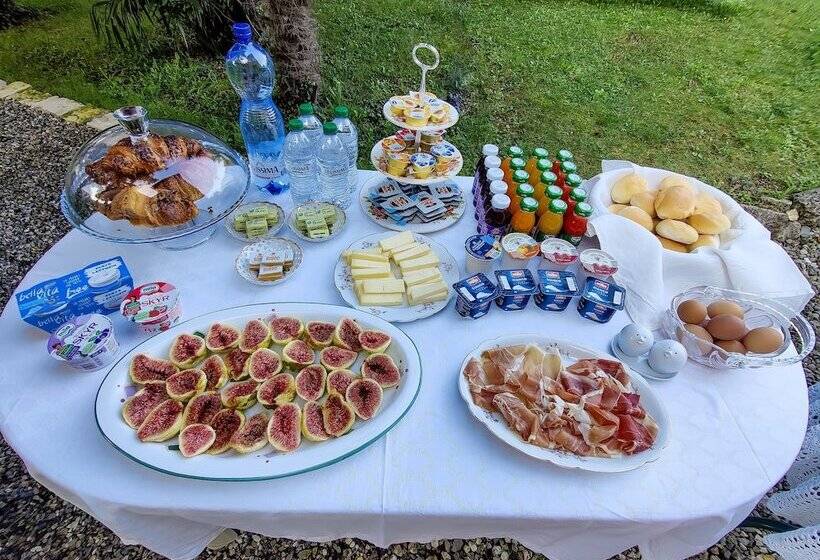 تختخواب و صبحانه Villa Laura