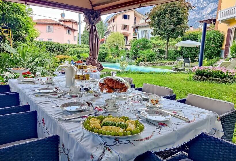 تختخواب و صبحانه Villa Laura