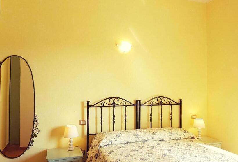 בית מלון כפרי Agriturismo Chiai Francesco