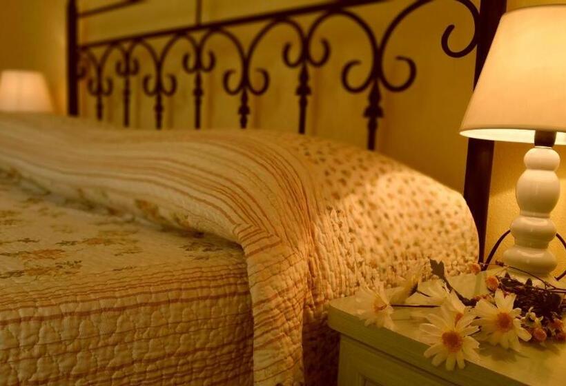 בית מלון כפרי Agriturismo Chiai Francesco