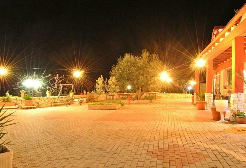 בית מלון כפרי Agriturismo La Ferrovia